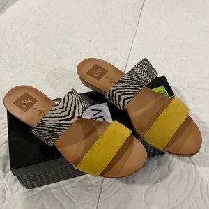 Dolce Vita Bailey Multicolored Sandals